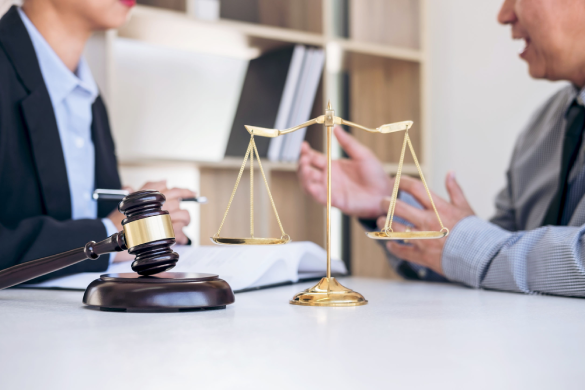 5 Ways A Corporate Lawyer Can Be Valuable To Your Business