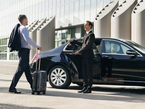 Black Car Service Detroit The Best Way to Get to the Airport