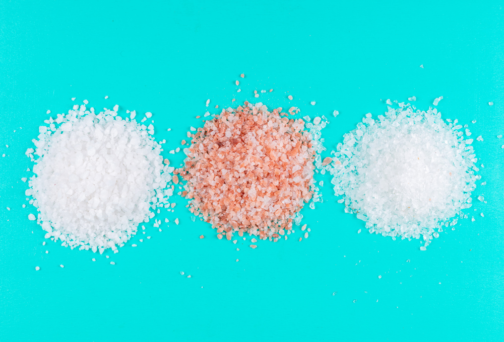 Comparison of Himalayan salt and sea salt