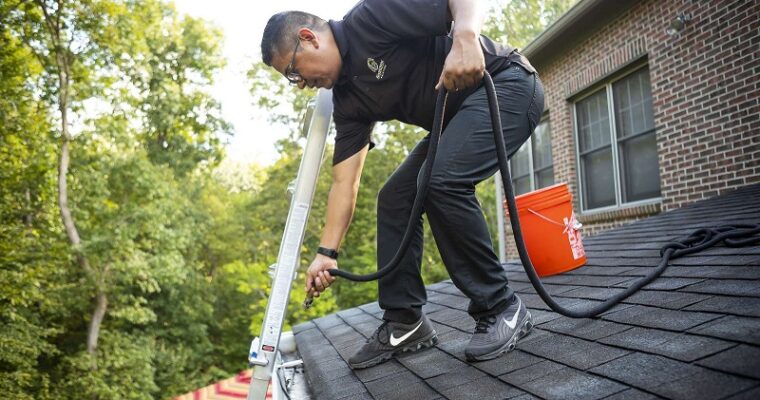 How Gutter Cleaning Services Save Your Money